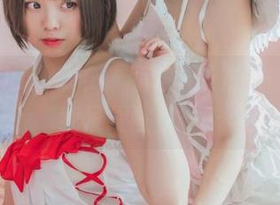 白金Saki的吊带袜写真：前方高能，别说我没提醒你……