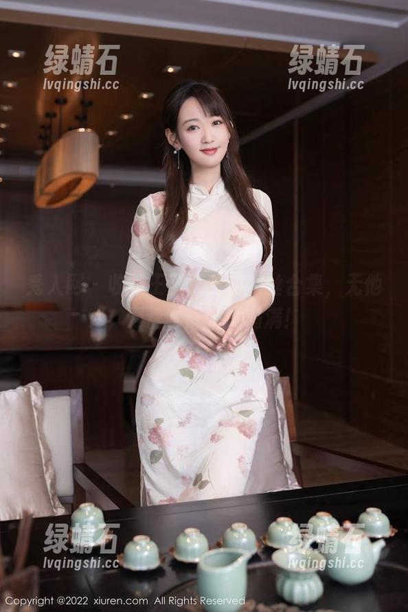 秀人网 - 收藏王俪丁呀的灰丝合集，无他，网盘瞬间干货满满！