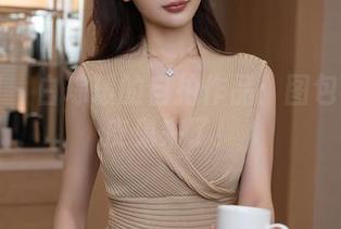 秀人网 – 白琮瑗的自拍作品：图包里的调皮鬼来了！