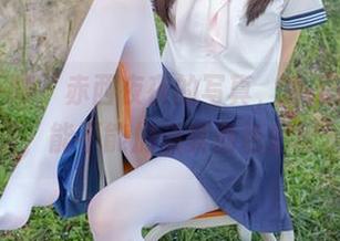 稚乖画册 – 赤西夜夜的写真，除了白色资源，能不能加点其他色彩啊？