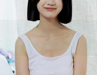 绮梦摄影 – 新作品上线！章章的高跟鞋，走路都能引人瞩目的节奏。