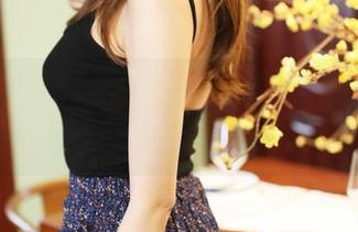美媛馆 – 哇，Manuela玛鲁娜的女王写真，好像感到了一种优雅的絮叨，哈哈。