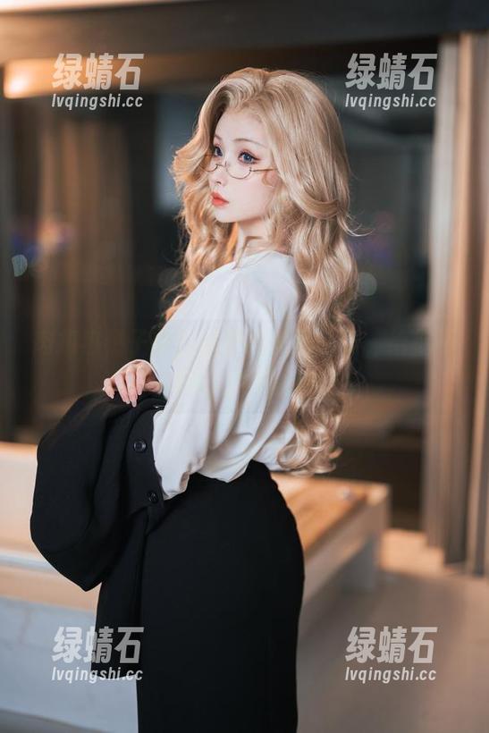 肉扣热热子 肉扣热热子新鲜出炉的美图更新,给你不一样的奶牛震撼感!