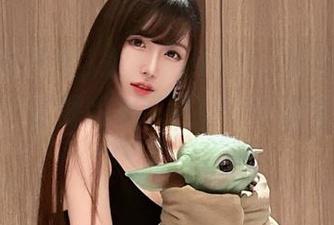 图集实在太多，腐团儿Ikaros的微博自拍照杂图，资源貌似能引起不少话题和八卦！