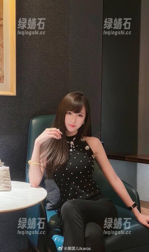 联想到的连体衣COS，腐团儿Ikaros的作品总是那么特别，给我掏掏你的想法！