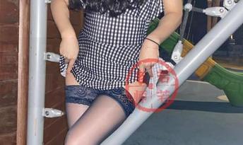 微密圈 – 日常狗粮夹带私房写真，若若老师这哪是正经，让人想多了……