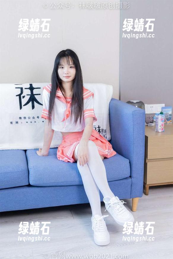 袜啵啵 - 黑皮手套写真回归，甜甜圈带你开启新一轮脑洞之旅！