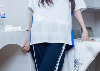 袜啵啵 – 糯米的浴室最新美图！洗个澡也能当艺术展，真让人想进驻！