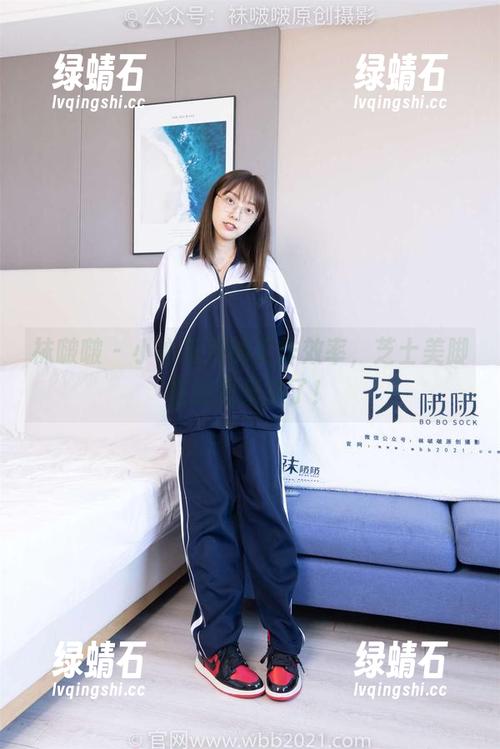 袜啵啵-芝士 袜啵啵 - 小心衰退的工作效率,芝士美脚在线图集来了!