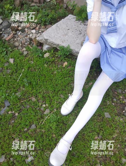 看！西尔酱又来了，金鱼和服私拍，没几张图片我就想收藏了。