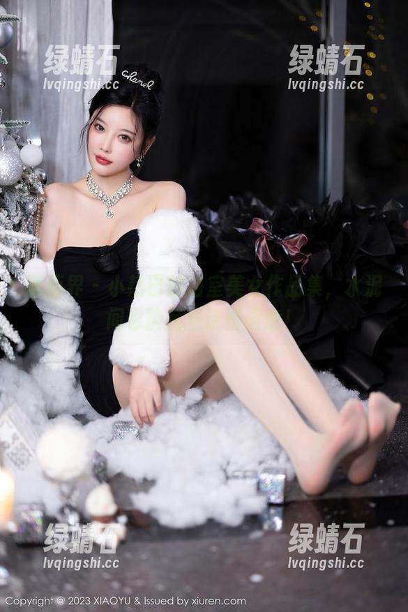 语画界 - 小热巴的浴室美女作品集，水泥间也能藏着诗情画意！