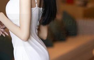 语画界 – 随便一张王馨瑶yanni的JK高清壁纸，真想把它设置成手机背景！