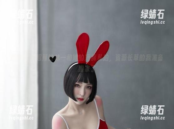 微密圈 - 超辣的林一和她的短裤私拍，资源长草的我准备搬家了