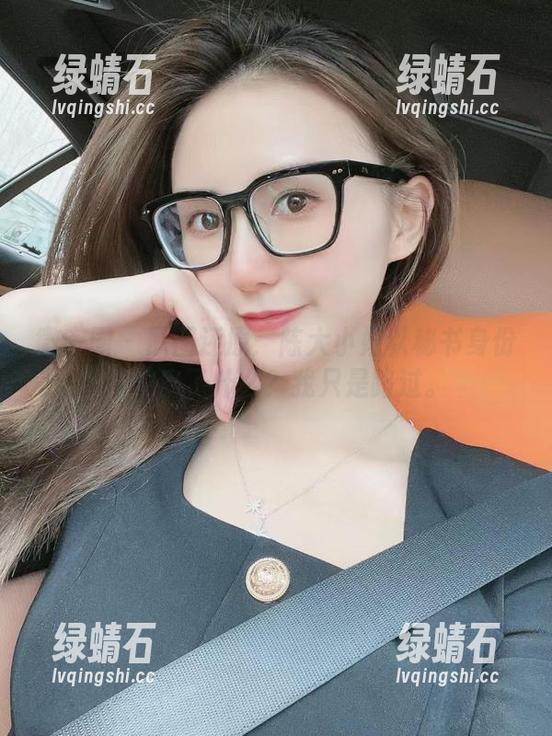 微密圈 - 原图还原：陈大小姐以秘书身份，道出了什么？我只是路过。