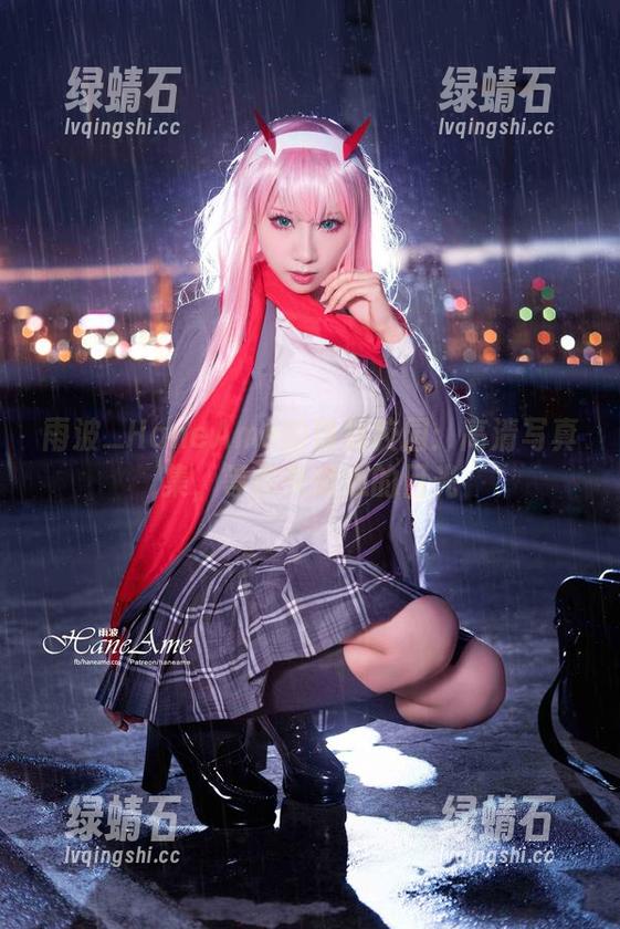 雨波_HaneAme的隐秘校园：高清写真集，等你来揪心的目光