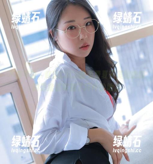 不得不说，韩国CoCo的免费夏天美图把我的思绪都带到了坏坏的地方